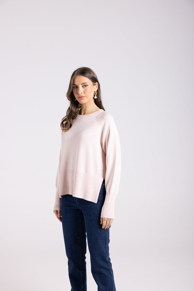 3001 - CREW NECK SWEATER