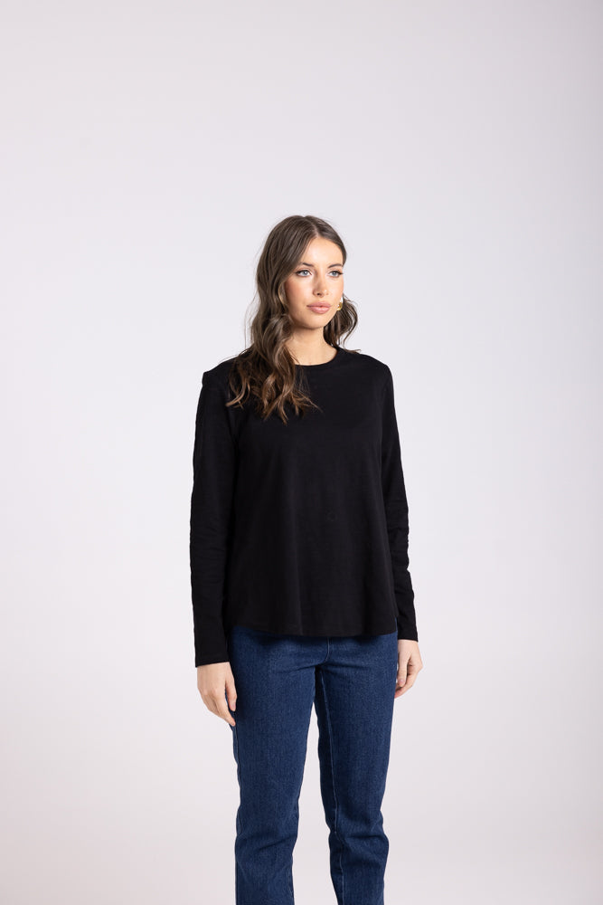 3026 - CREW LONG SLV T-SHIRT