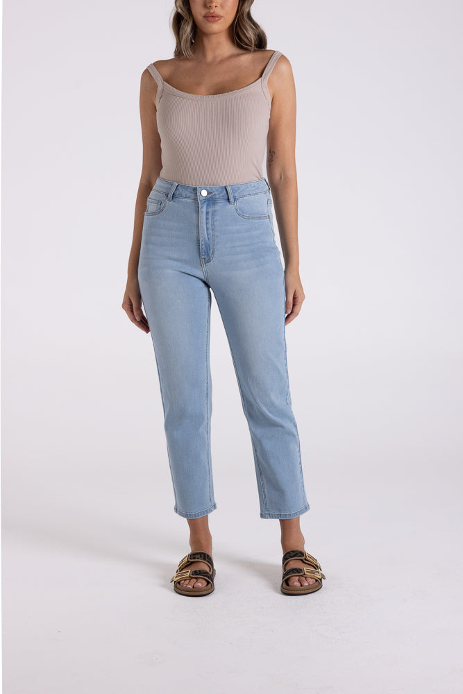 3194 - 3/4 SLIM JEAN