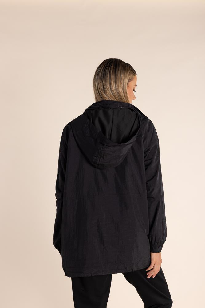 2838 - SPRAY JACKET W/ GOLD LOGO