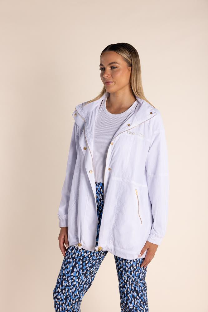 2838 - SPRAY JACKET W/ GOLD LOGO