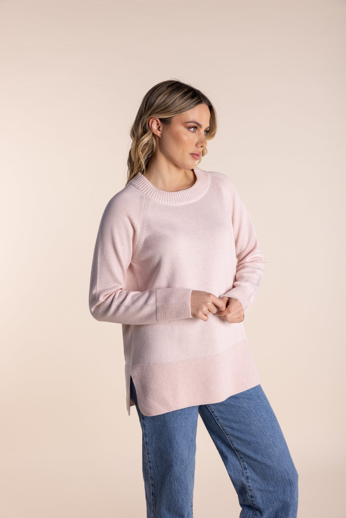 2509 - Detachable Neck Sweater