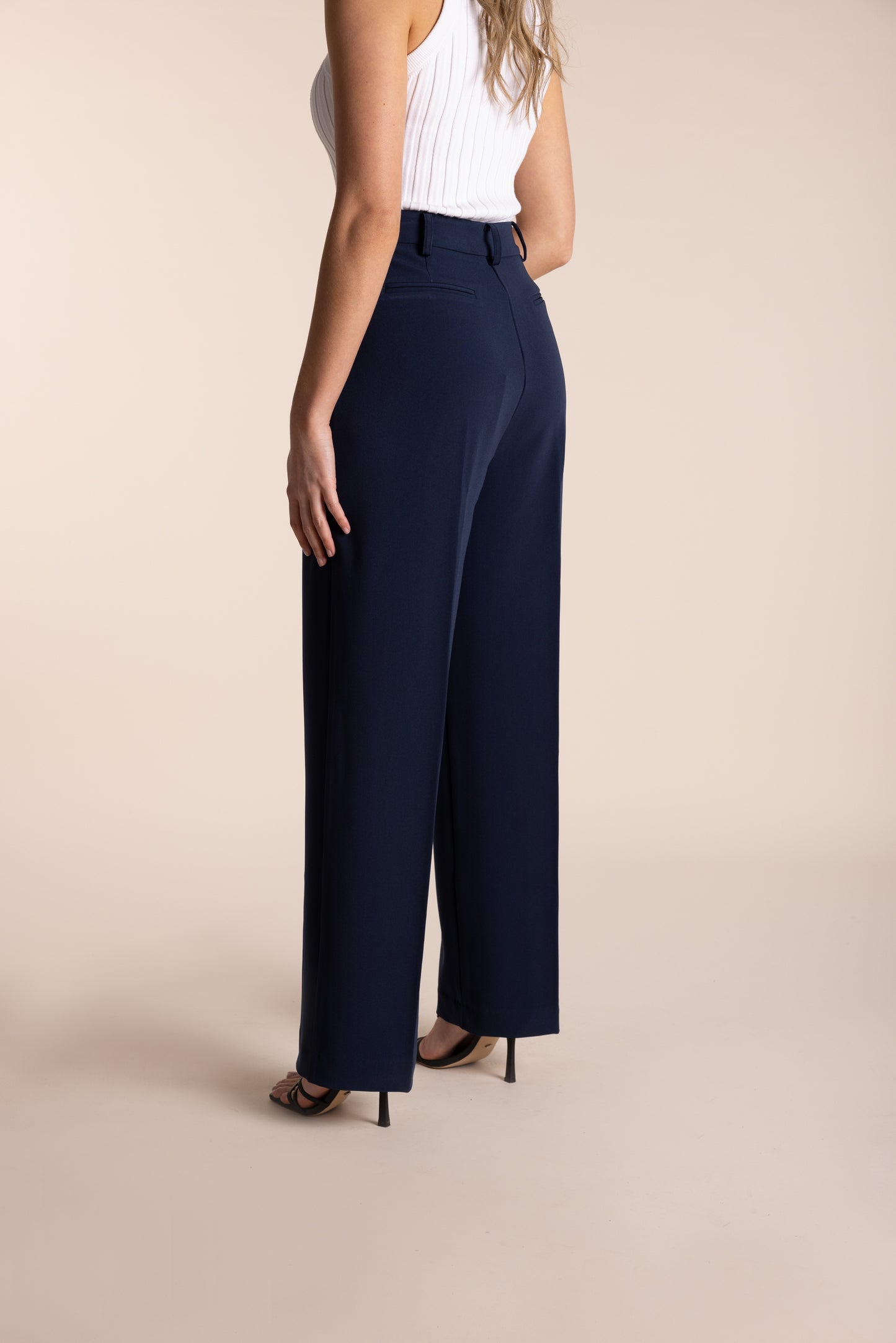 2559 - Tailored Wide Leg Pant