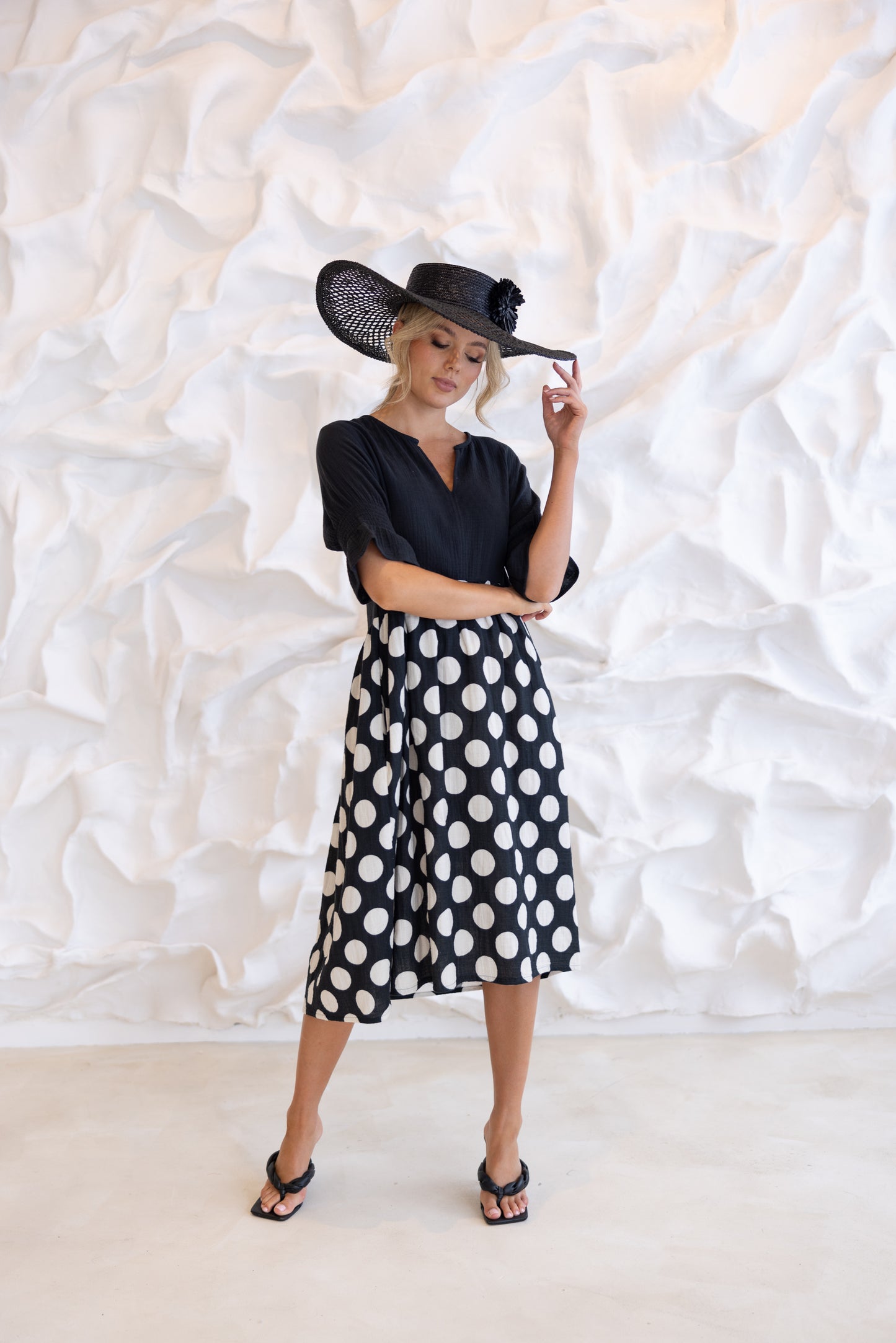 2860 - SPOT PRINT DRESS W/CONTRAST BODICE