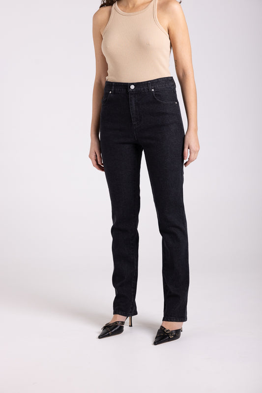 3095 - DENIM STRAIGHT LEG JEAN