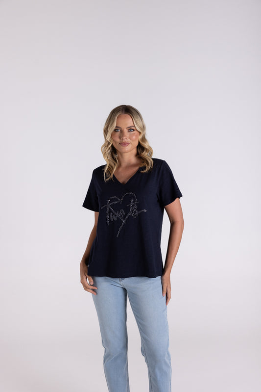 3113 - V-NECK SEQUIN HEART LOGO T-SHIRT