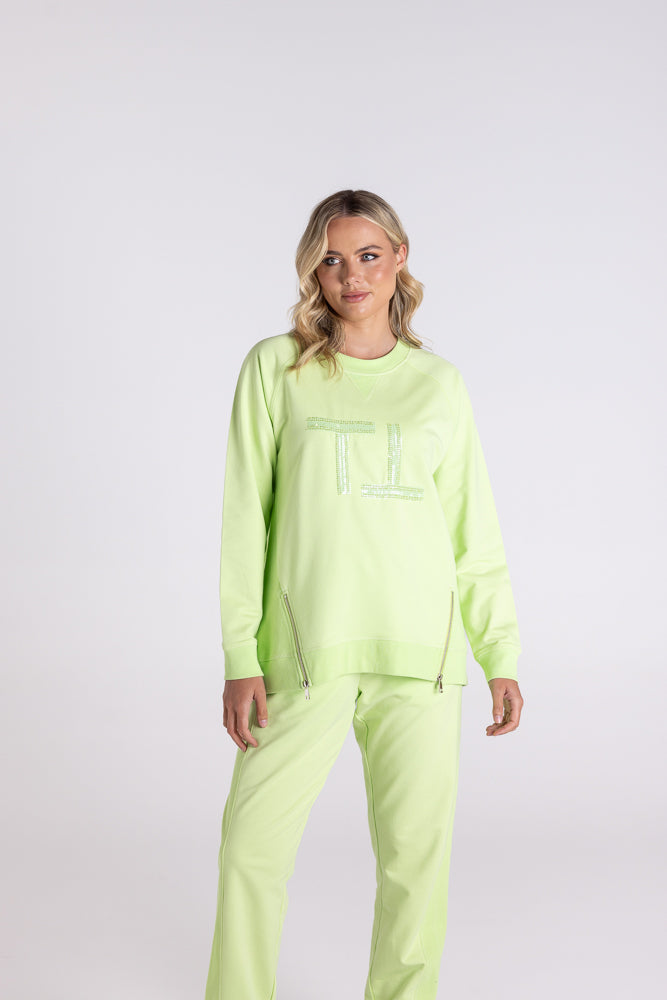 3133 - RAGLAN SWEAT W/BEADED LOGO