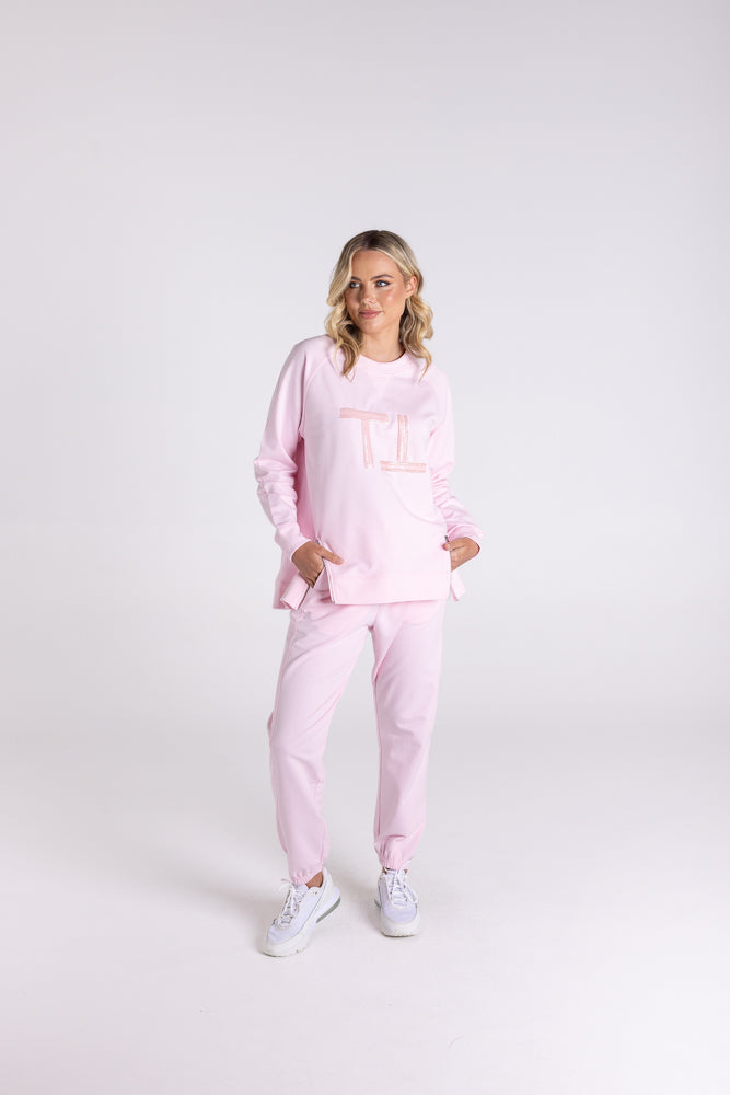 3133 - RAGLAN SWEAT W/BEADED LOGO