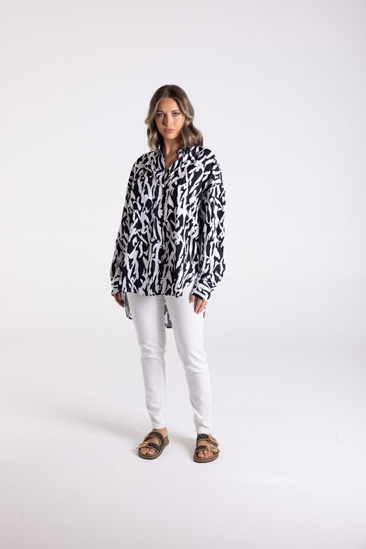 3141 - ABSTRACT OVER SIZED PRINT SHIRT