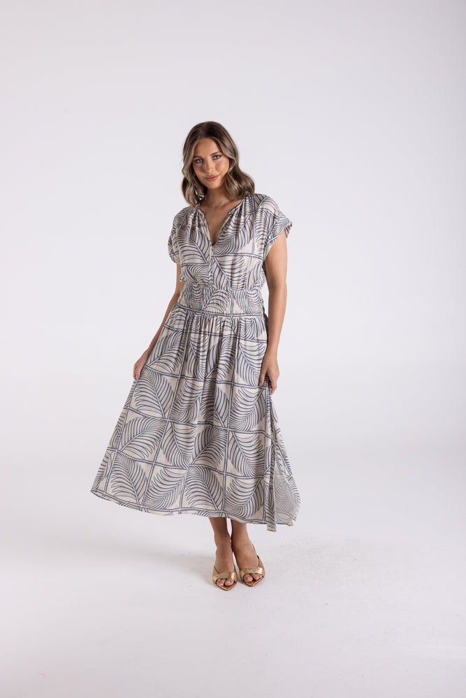 3155 - FERN PRINT SHERRED WAIST DRESS