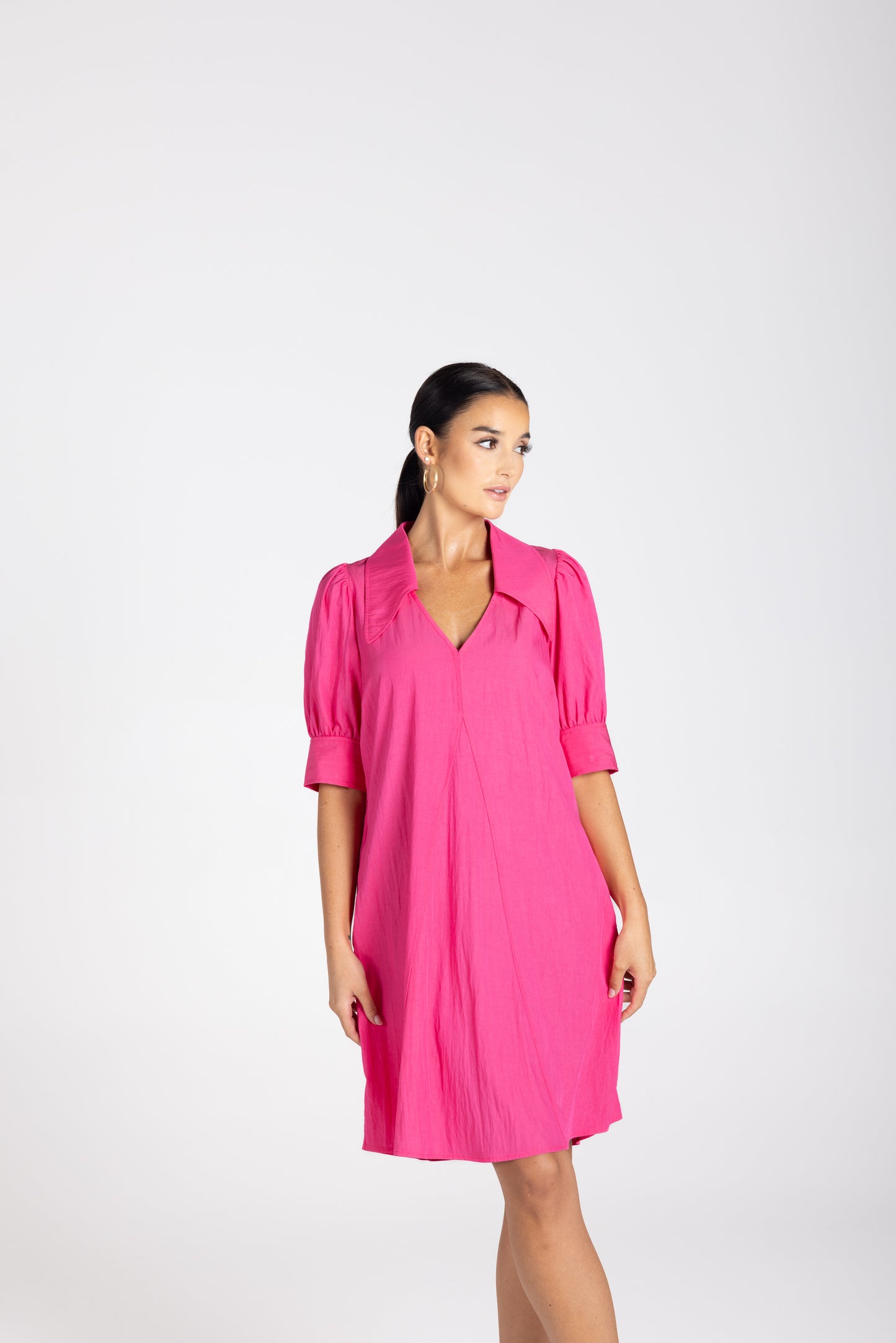 3240 - V Neck dress W/Collar