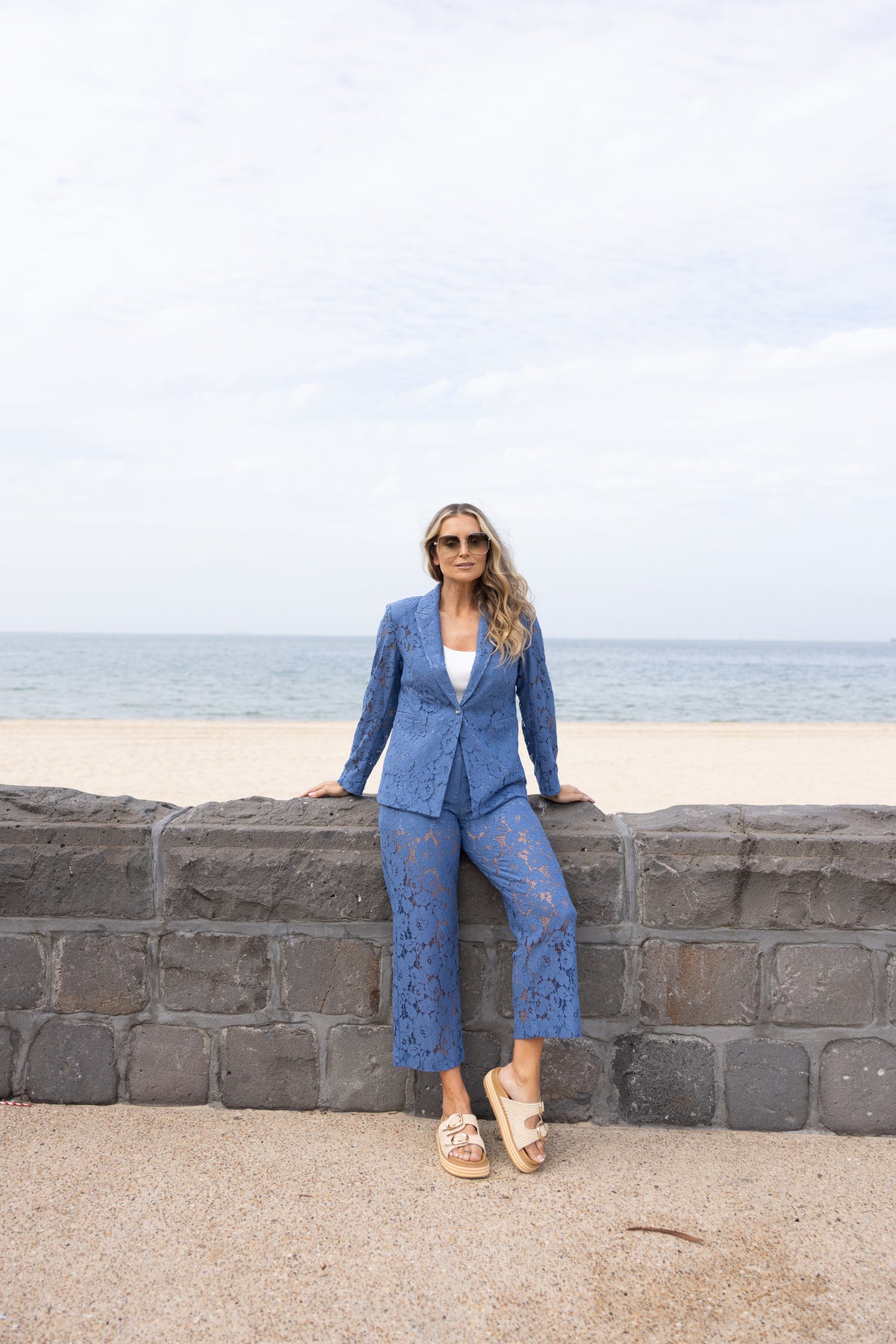 LACE BLAZER
