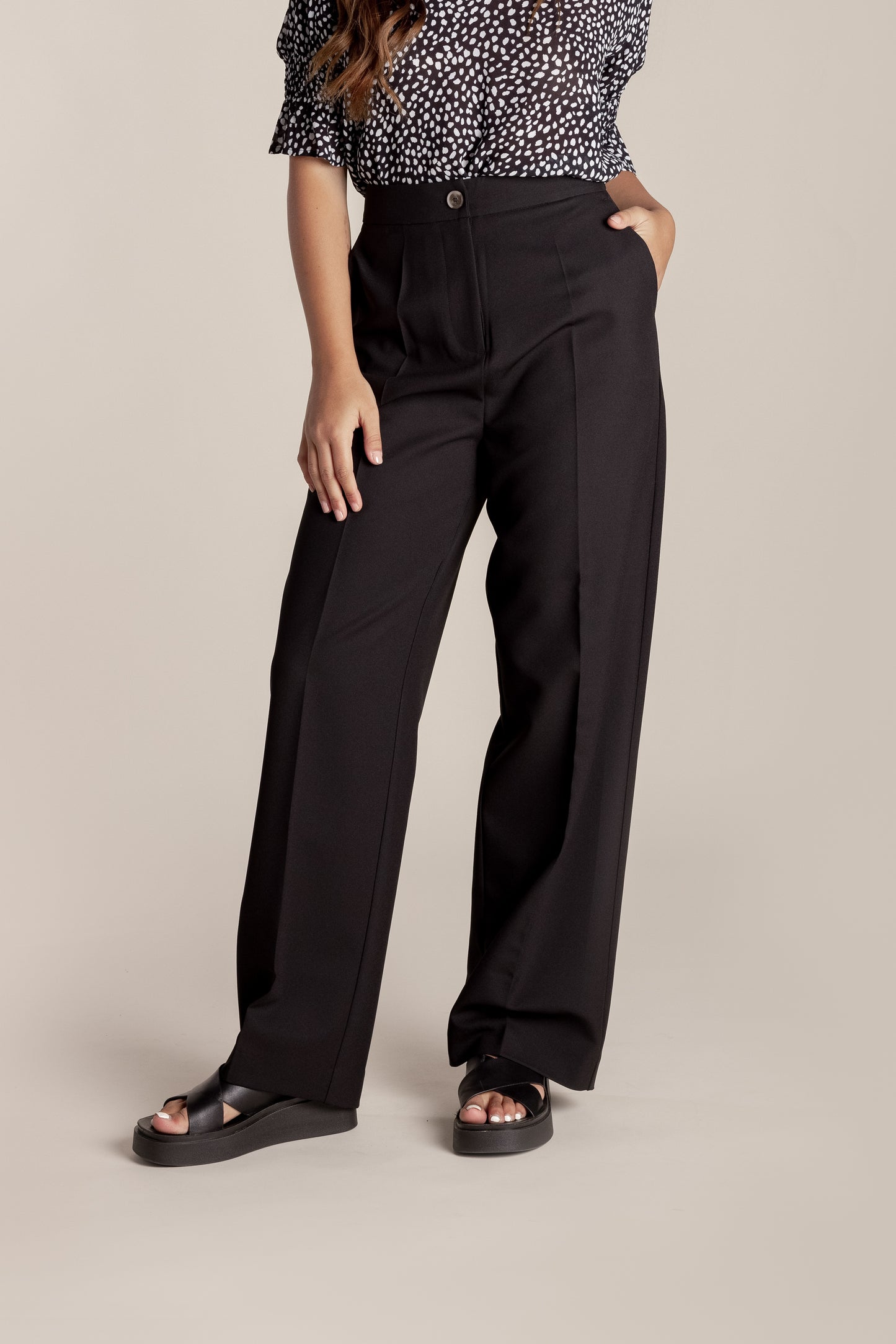 2638- Wide Leg Pant