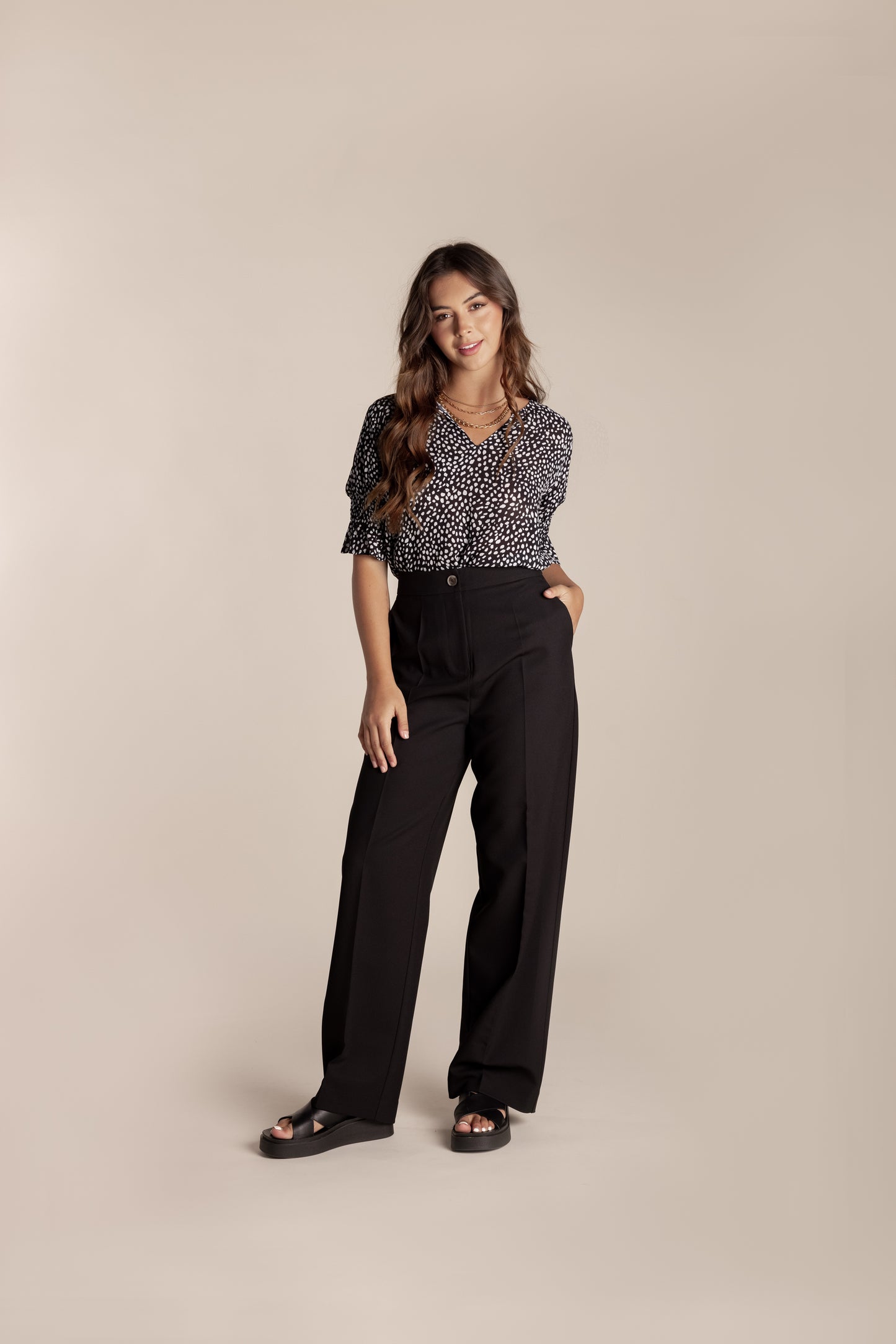 2638- Wide Leg Pant