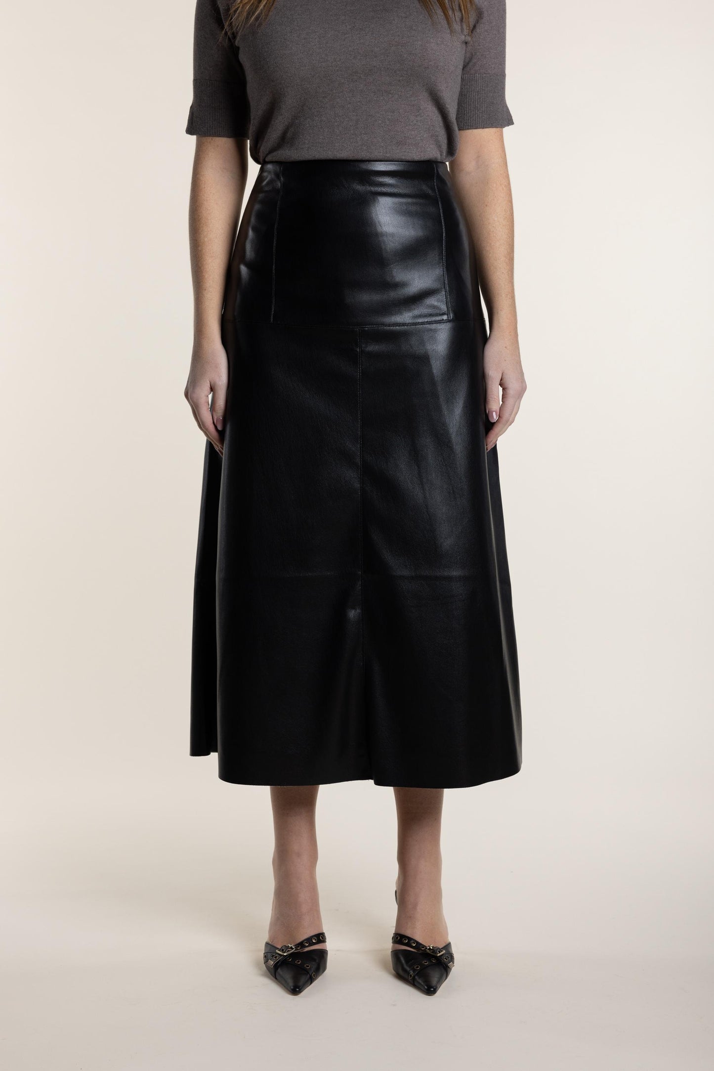 2753 Faux Leather Skirt