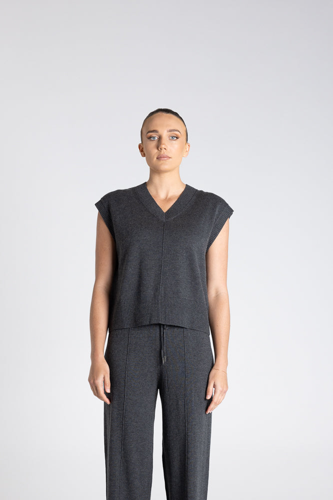 V NECK COTTON-MERINO VEST - 3316